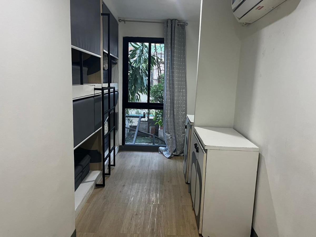 Owl'S Nest Suk 30 Hostel Bangkok Exterior photo