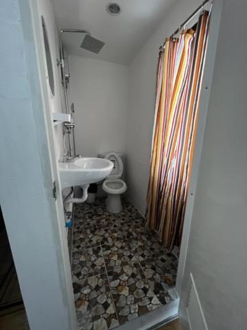 Owl'S Nest Suk 30 Hostel Bangkok Exterior photo