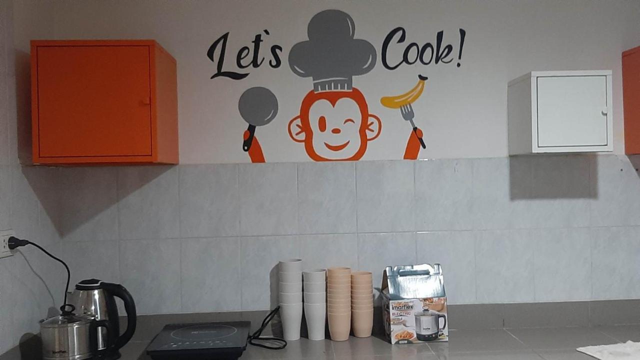 Owl'S Nest Suk 30 Hostel Bangkok Exterior photo